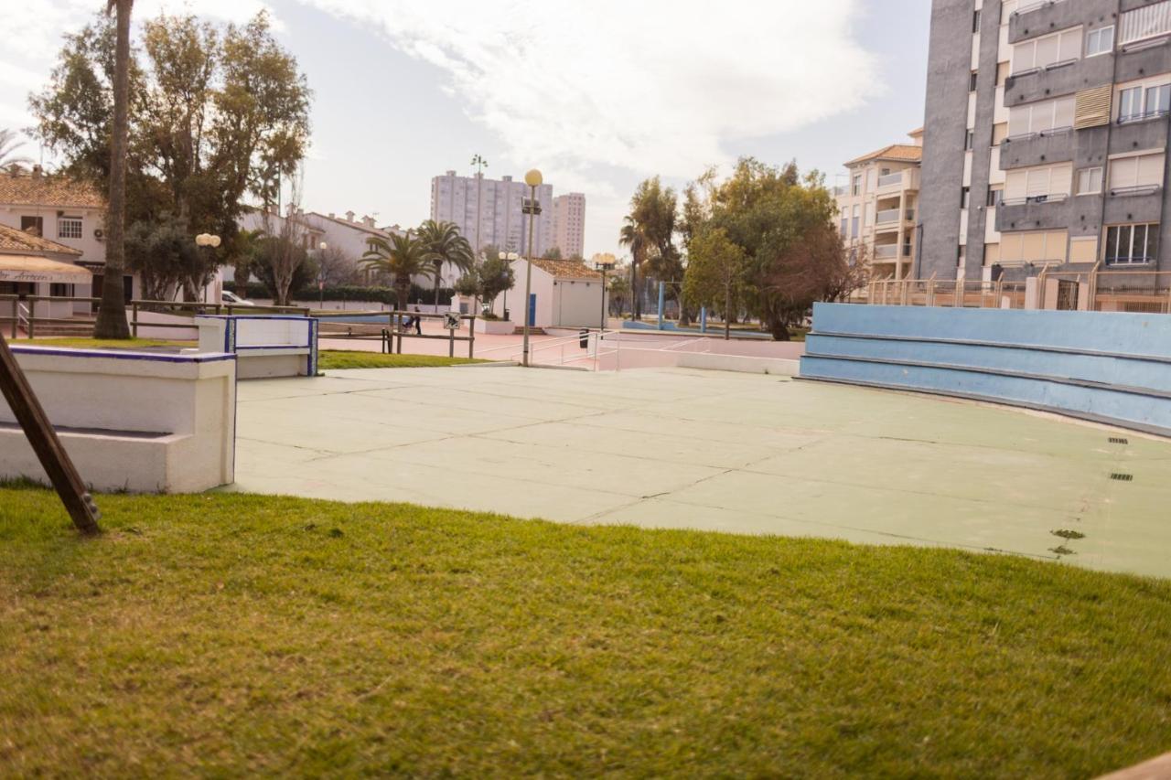 Platja Puig Apartment Valencia Ngoại thất bức ảnh