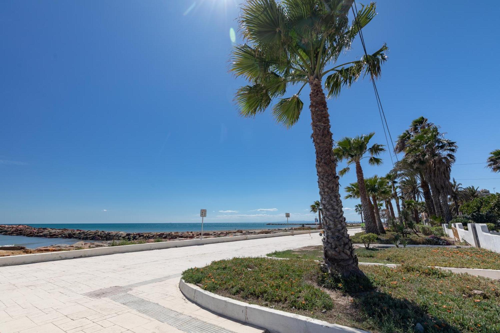 Platja Puig Apartment Valencia Ngoại thất bức ảnh